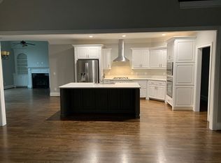 208 Dairwood Dr, Simpsonville, SC 29680