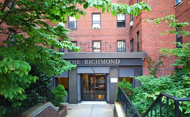 Sold by Robert E. Hill  | media 2