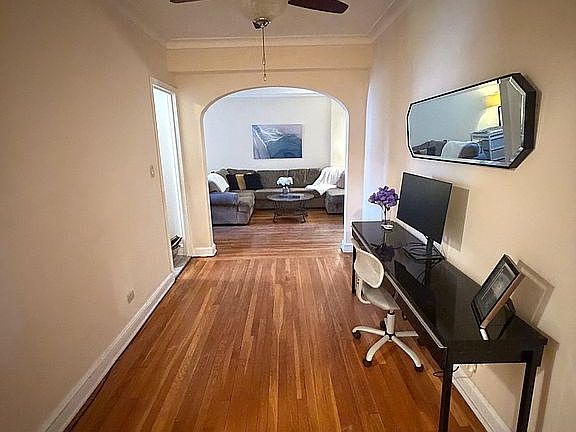 5th image of 2540 31st Ave APT 1K