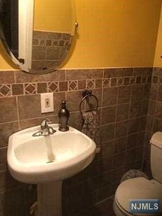 2nd image of 55 Clinton Pl APT 409