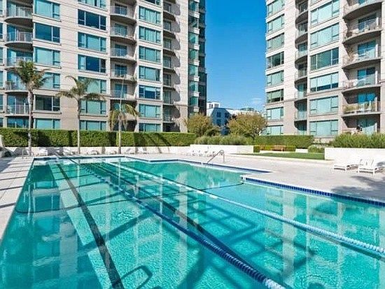 1st image of 219 Brannan St Unit 9C