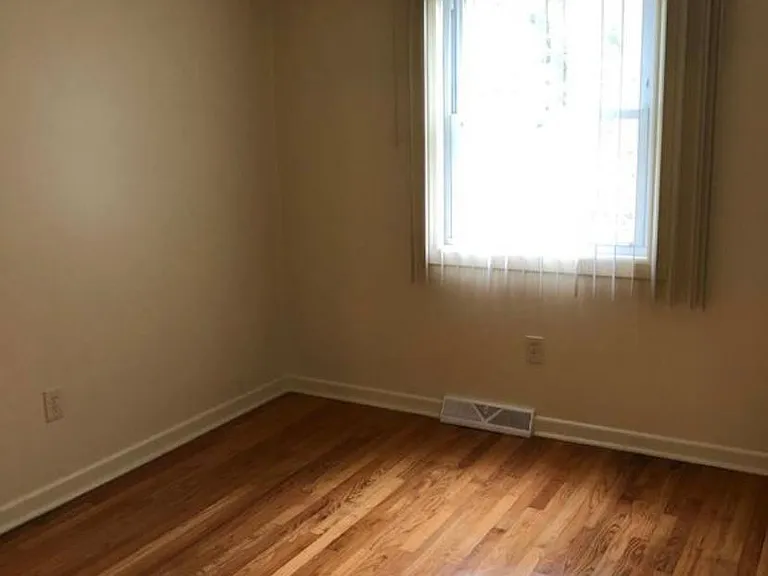 306 Buckley Rd #A — Photo 15
