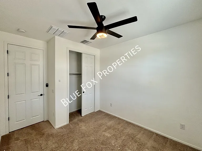 12013 E Ryscott Cir — Photo 13