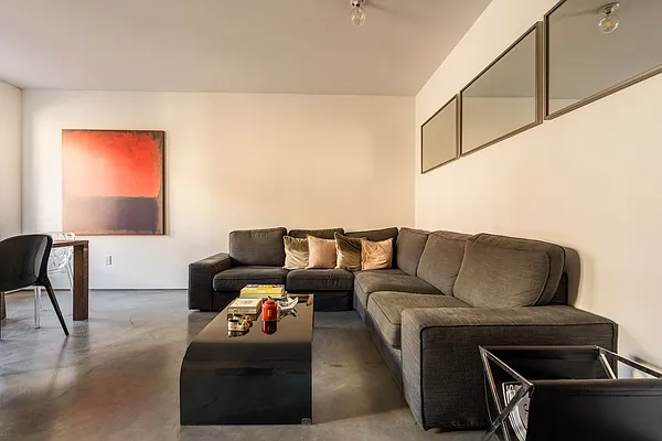 Sold by Kretz Family Real Estate | media 7