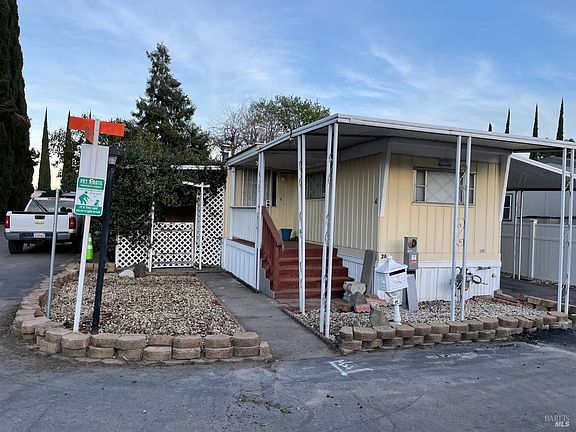 3rd image of 26 Calle Tepic Avenue