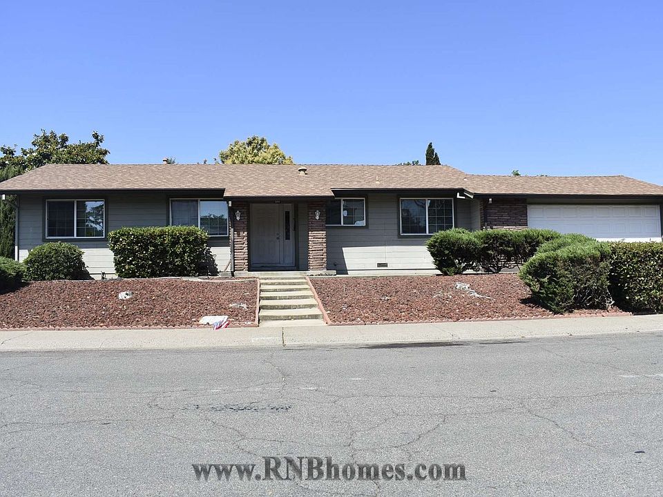 1st image of 2880 Chiplay St