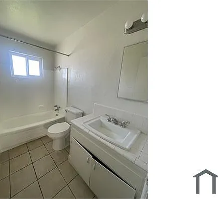 2244 W Princeton Ave — Photo 9