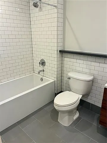 221 Chartres St #203 — Photo 7