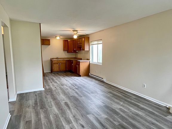 2nd image of 753 Westpoint Ave