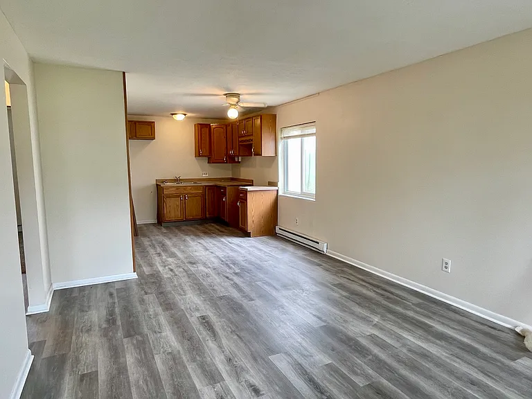 753 Westpoint Ave — Photo 2