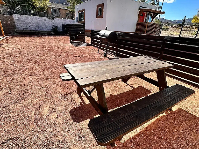Picnic Table & BBQ Grill