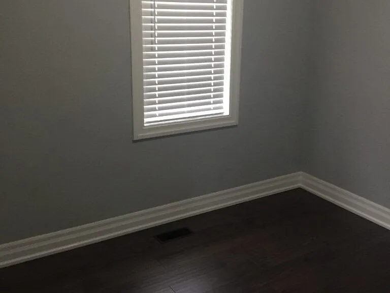 17 Hubert Ave #MAIN FL — Photo 7