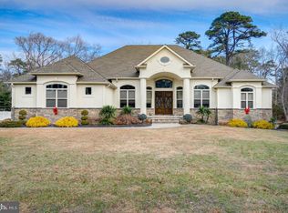 5 Magnolia Ct, Ocean View, NJ 08230