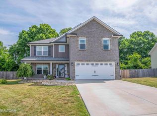 7802 Lake Mountain Ln, Knoxville, TN 37938