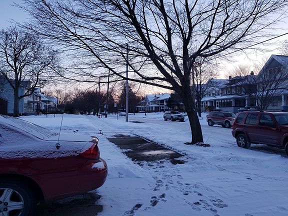 5th image of 2916 Parkwood Ave