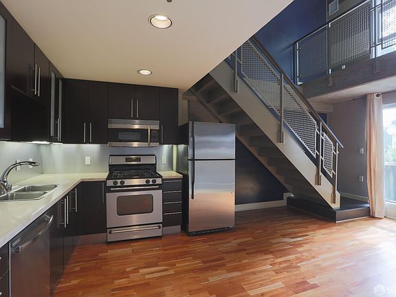 4th image of 200 Brannan St APT 125