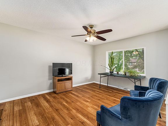 5th image of 6415 Firethorn Ave