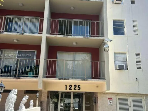 1225 NE 124th St APT 46A, North Miami, FL 33161