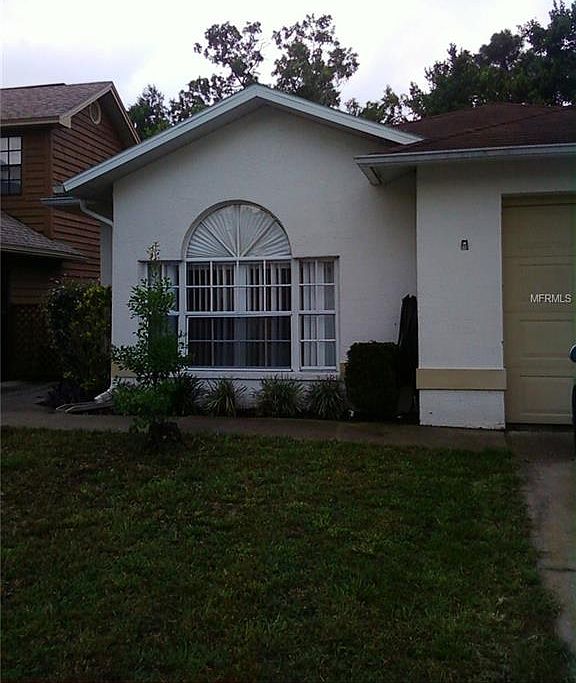 1st image of 10928 Belmont Dr