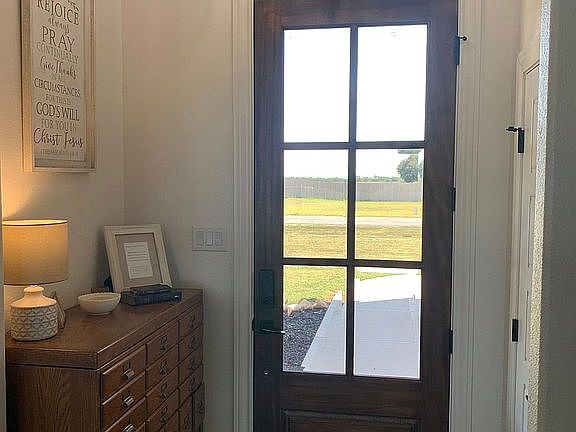 Front Door/Entry Area