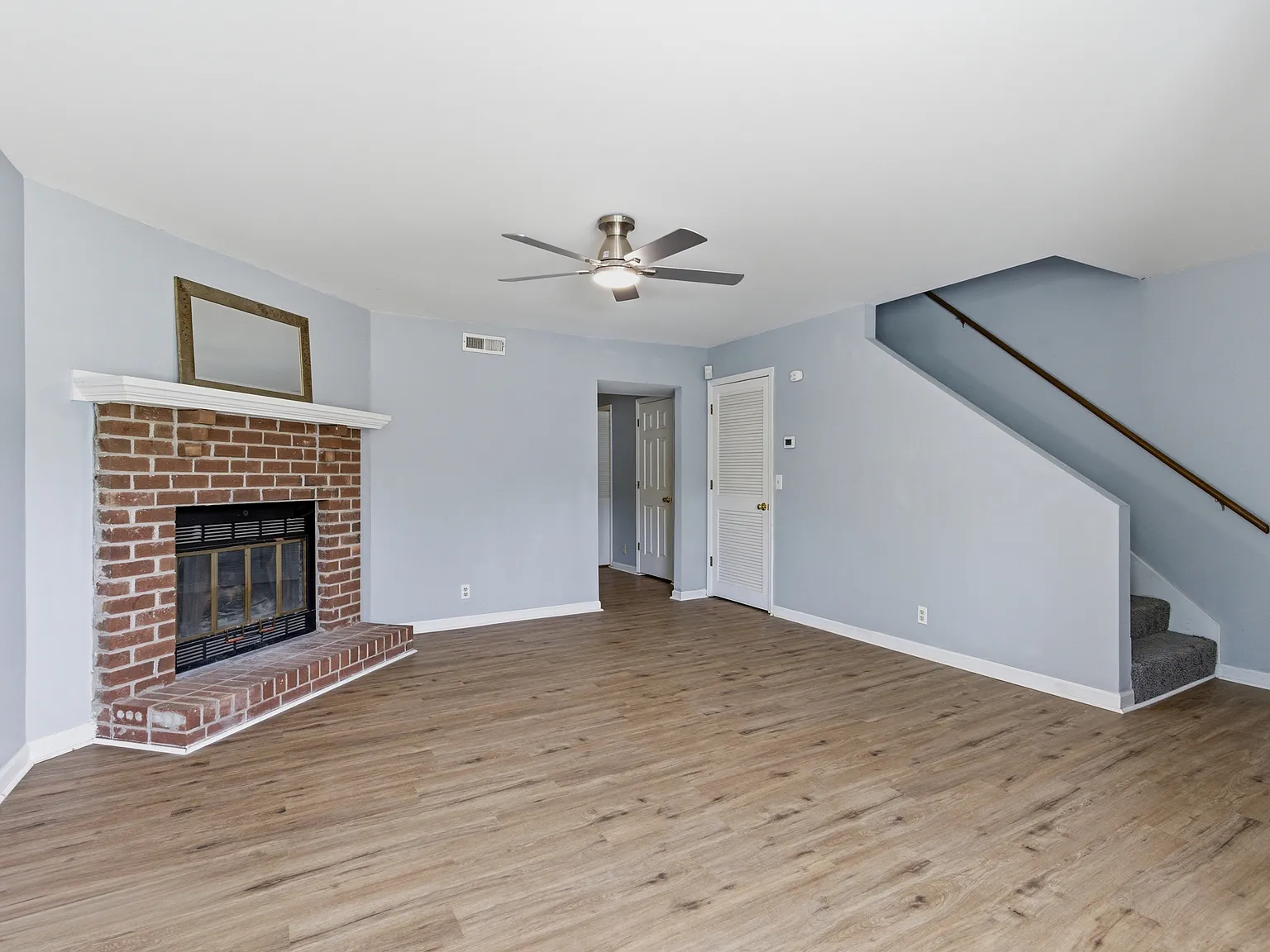 2 bed, 1210 sqft, $1,645 — Photo 4