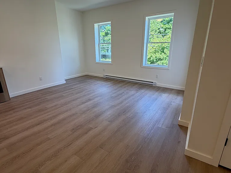 46 N Hamilton St #6 — Photo 13