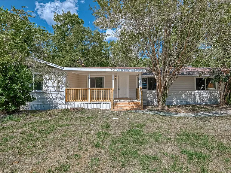 10694 Pine St — Photo 4
