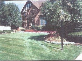 4568 Odette Ct, Troy, MI 48098