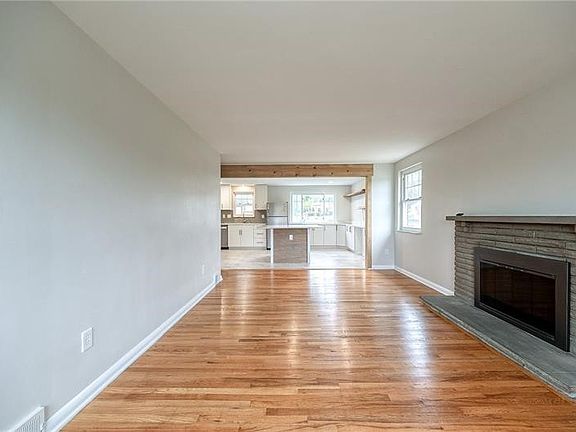 5th image of 719 Cumberland Rd