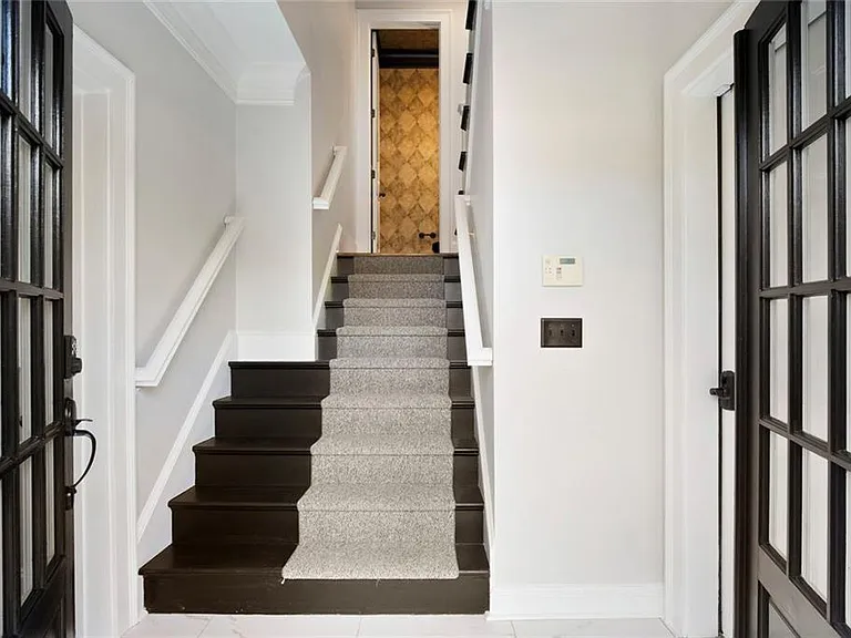 100 Founders Mill Ct — Photo 17