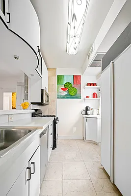 Sold by R New York | media 17