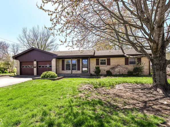 4403 W Compton Dr, Edinburgh, IN 46124