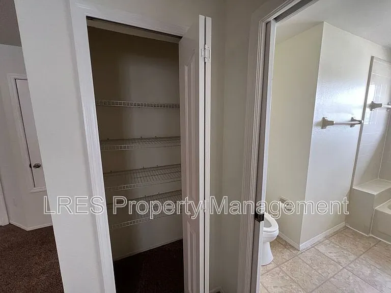 1605 Slash Pine Pl — Photo 27