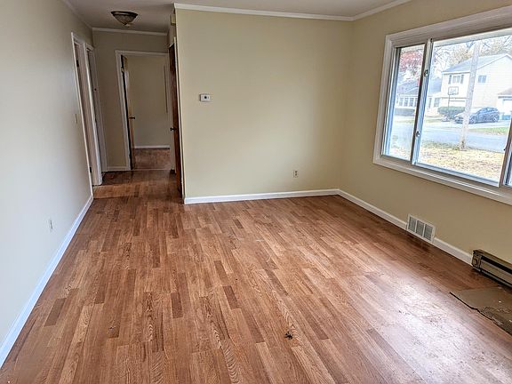 3rd image of 15 Hanifin Ave
