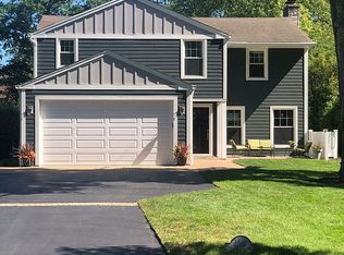 1291 Lincoln Ave S, Highland Park, IL 60035