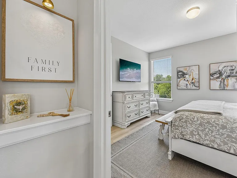 117 Stone Canyon Dr — Photo 12