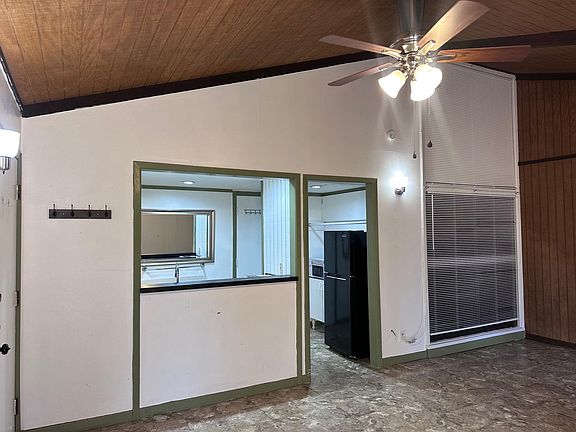 4th image of 126 Conference Dr APT 209