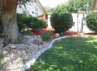 209 Bathurst Rd, Riverside, CA 92506