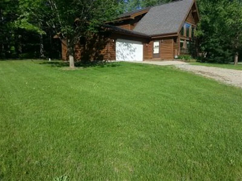 32613 Winther St photo 1