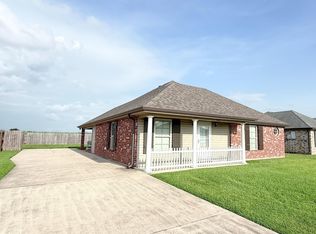 163 Landmark Dr, Raceland, LA 70394