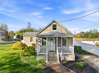 12 Driscoll St, Manville Boro, NJ 08835
