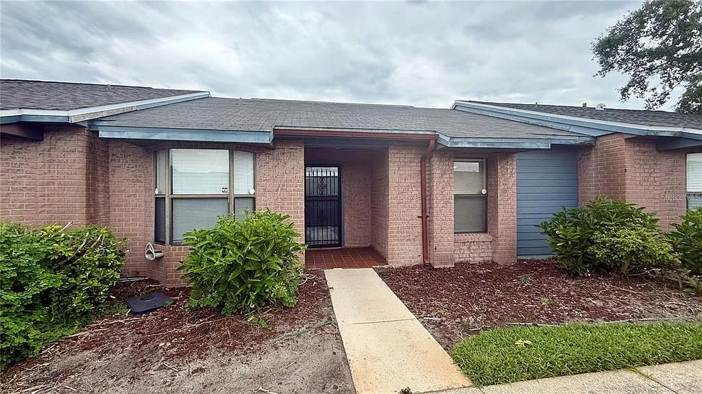 2 bed, 2.0 bath, 962 sqft, $1,600 — Photo 1