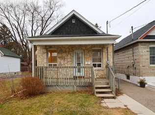 32 Pendeen Ave #3, Toronto, ON M6N 2P3