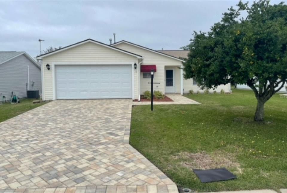 1st image of 17081 SE 96TH CHAPELWOOD CIRCLE