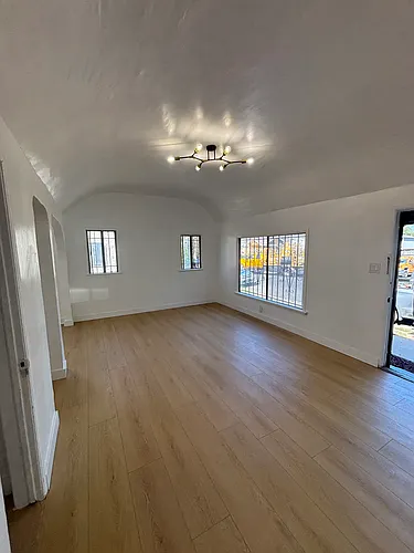 200 Rosemont Ave #1 Photo 1