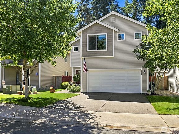 2nd image of 5118 203rd Street Ct E