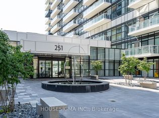 251 Manitoba St #323, Toronto, ON M8Y 0C7