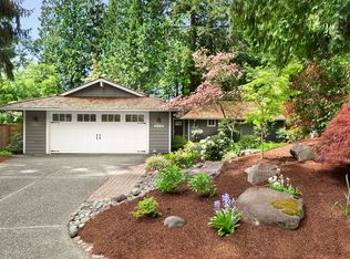 3323 Sahalee Dr W, Sammamish, WA 98074