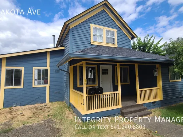 838 Dakota Ave, Medford, OR 97501