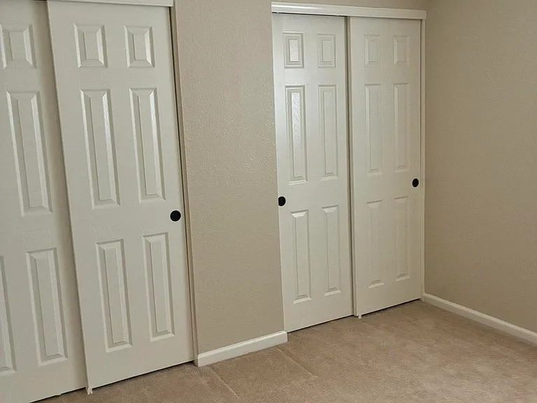2058 E Fremont Dr — Photo 16